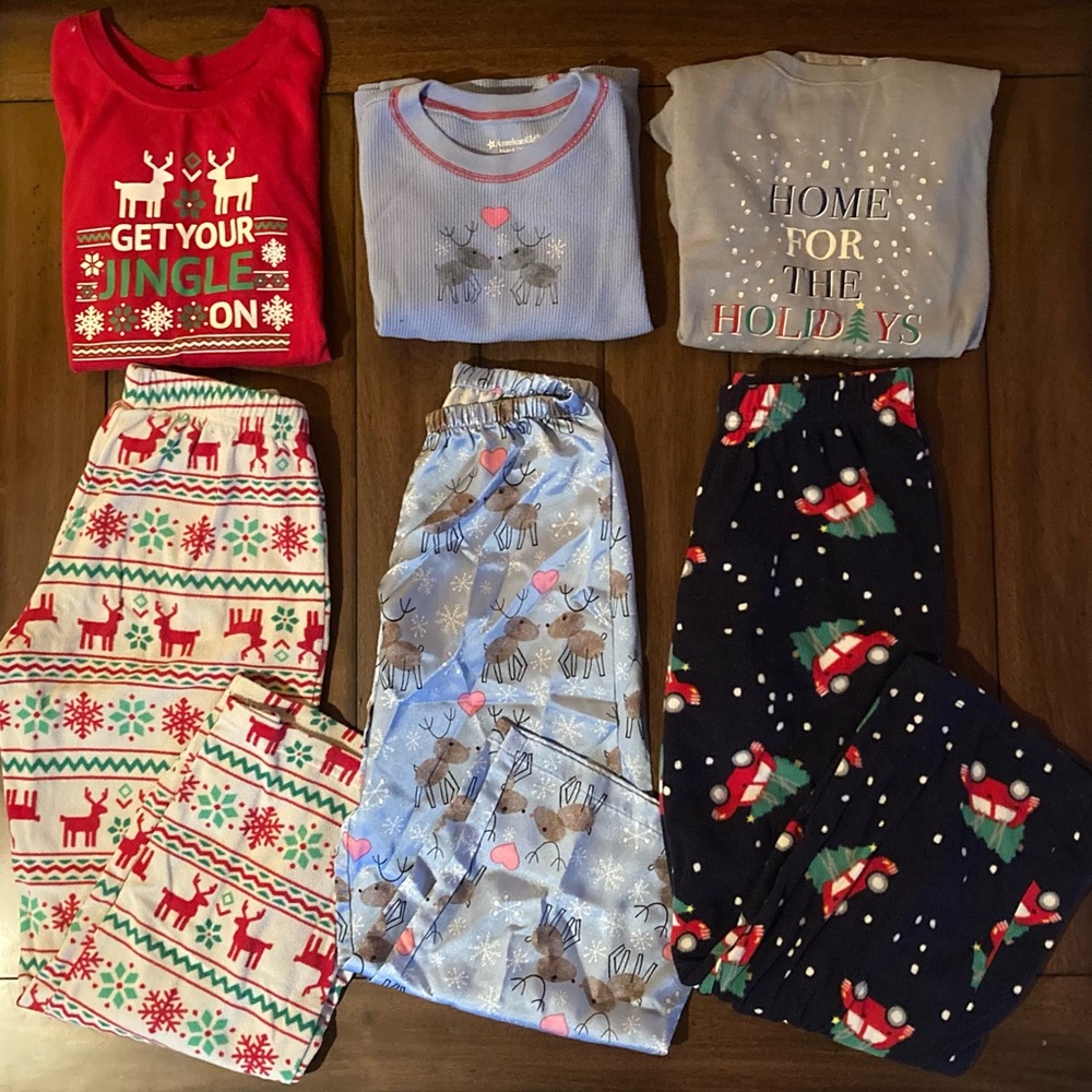 Kids Christmas Pajama Sets!